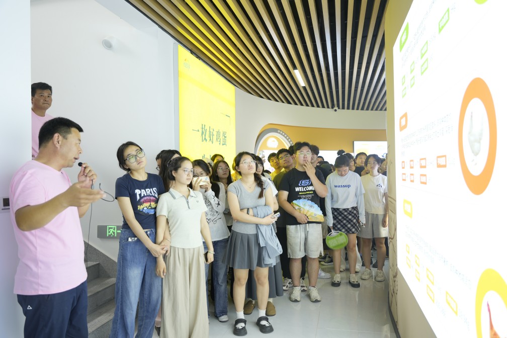 【長田動態(tài)】校企聯(lián)動促融合 攜手共進筑未來——山東理工大學師生參訪長田實業(yè)